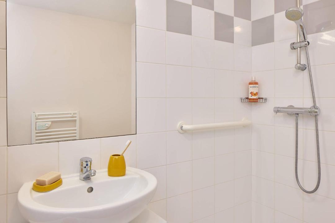 Photo of Bathroom in Bruz