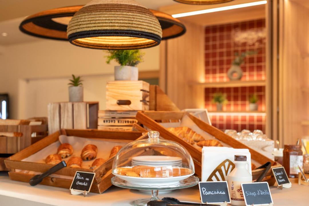 Photo of Others in Hincmar