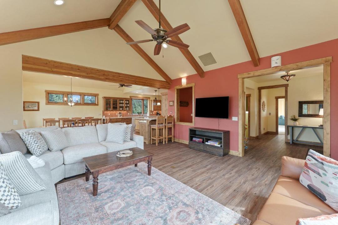 Photo of Others in Bend