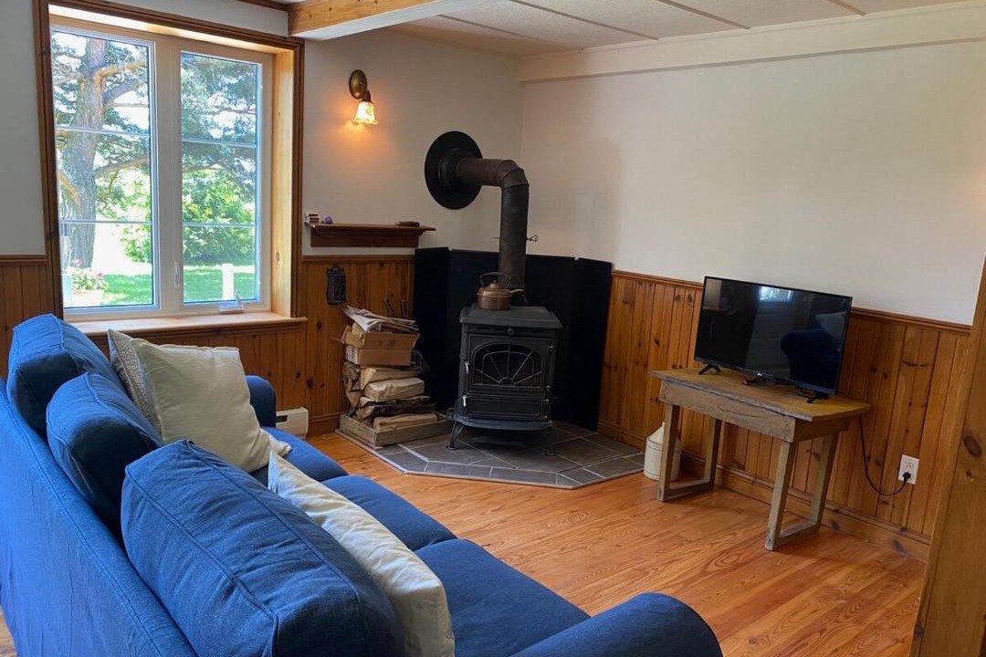 Photo of Livingroom in Isle aux Coudres