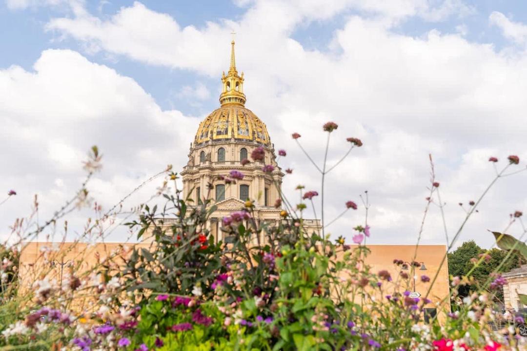 Photo of Others in Quartier de l'Ecole-Militaire