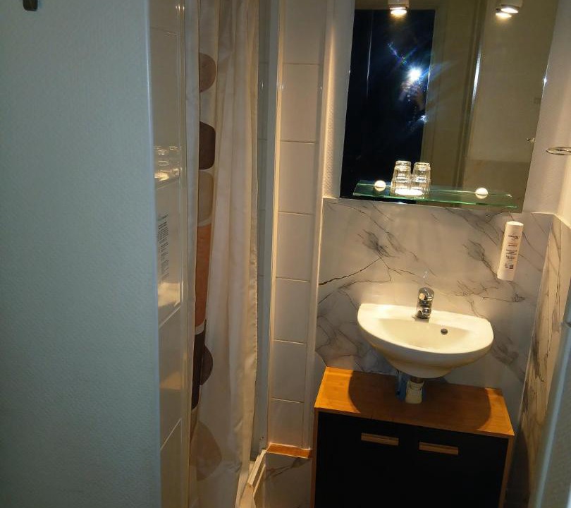 Photo of Bathroom in Boulogne-Centre