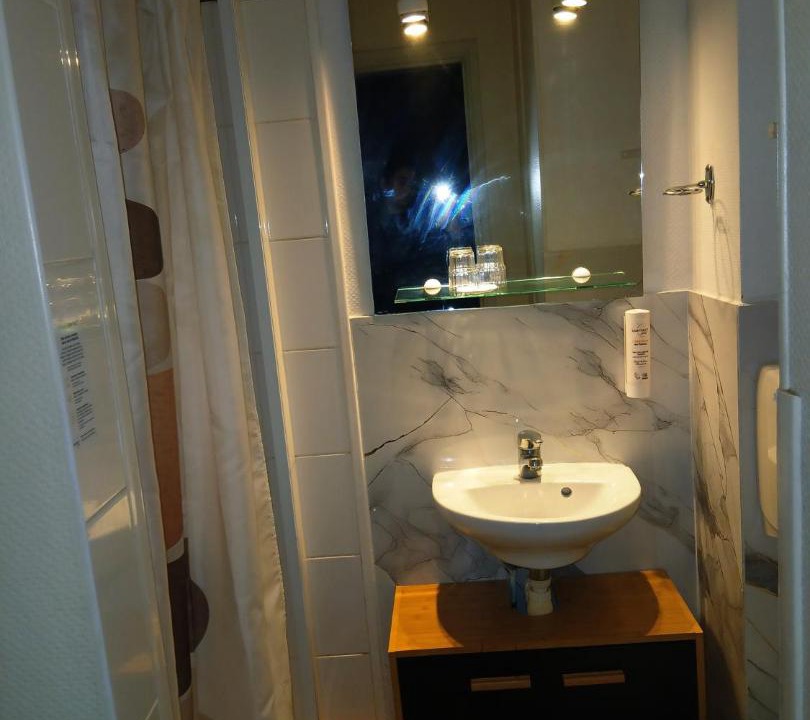 Photo of Bathroom in Boulogne-Centre