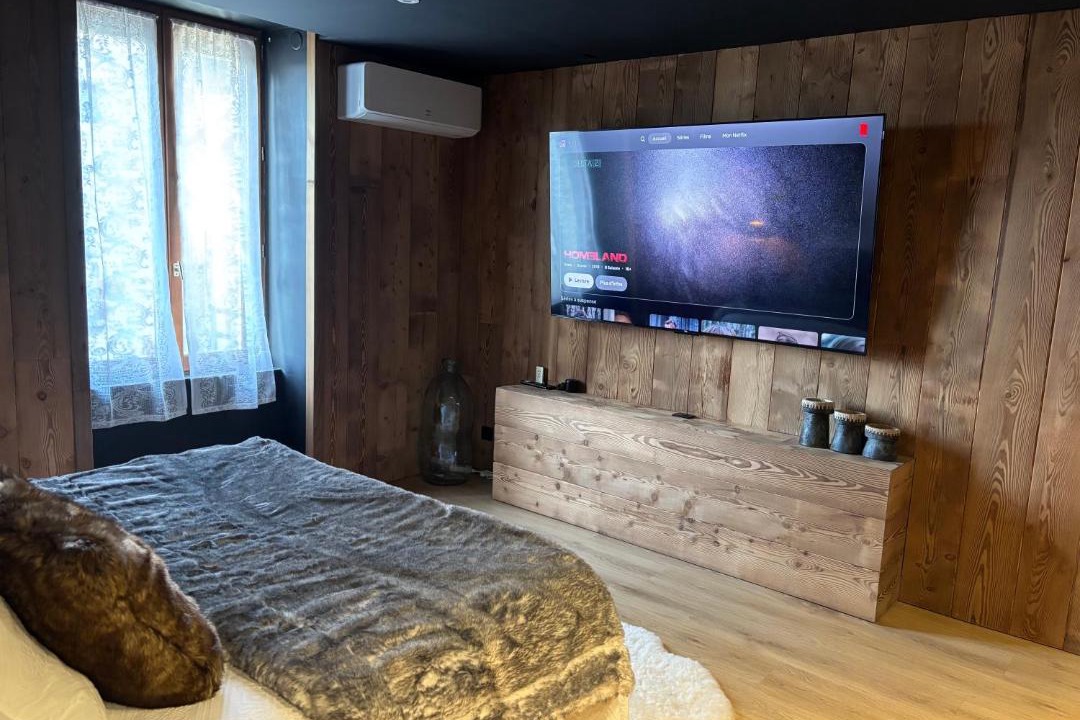 Photo of Others in Bonnelles