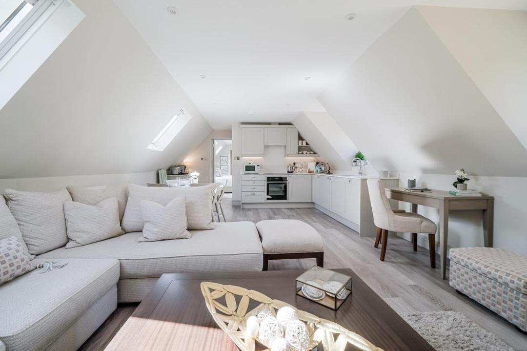 Photo of Others in Sunningdale