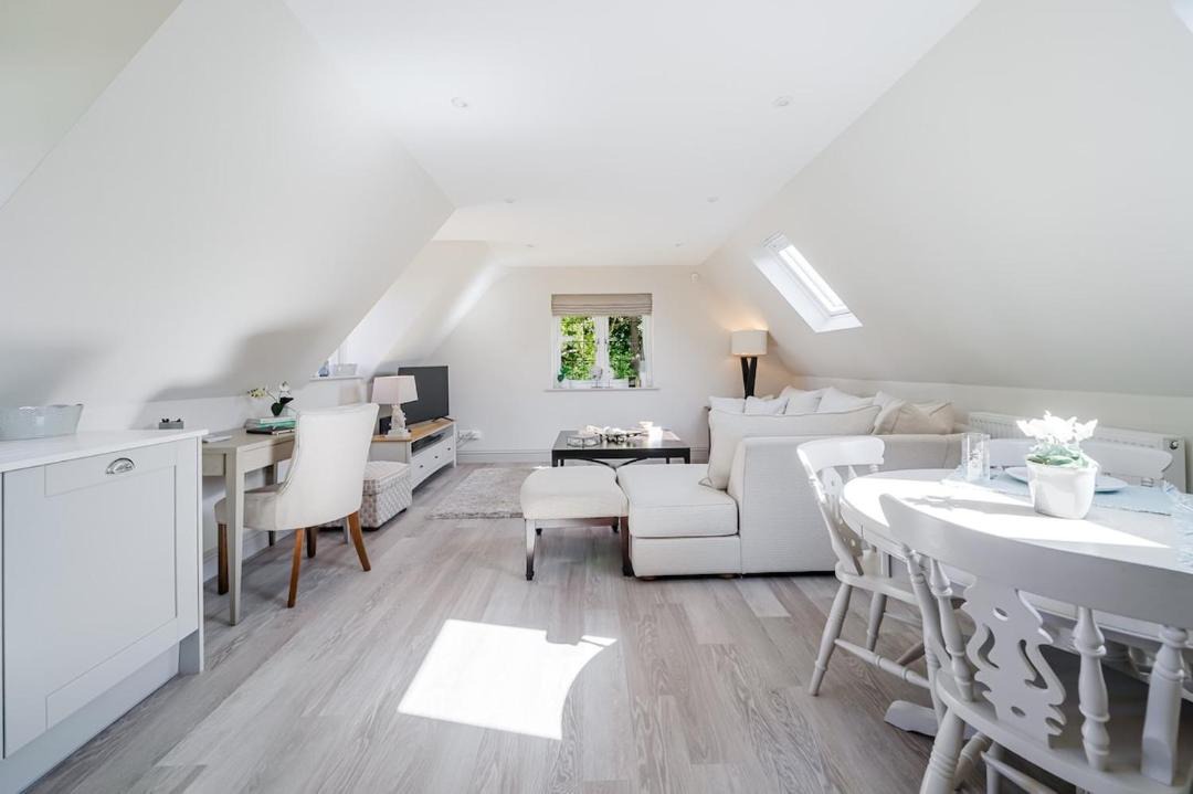 Photo of Others in Sunningdale