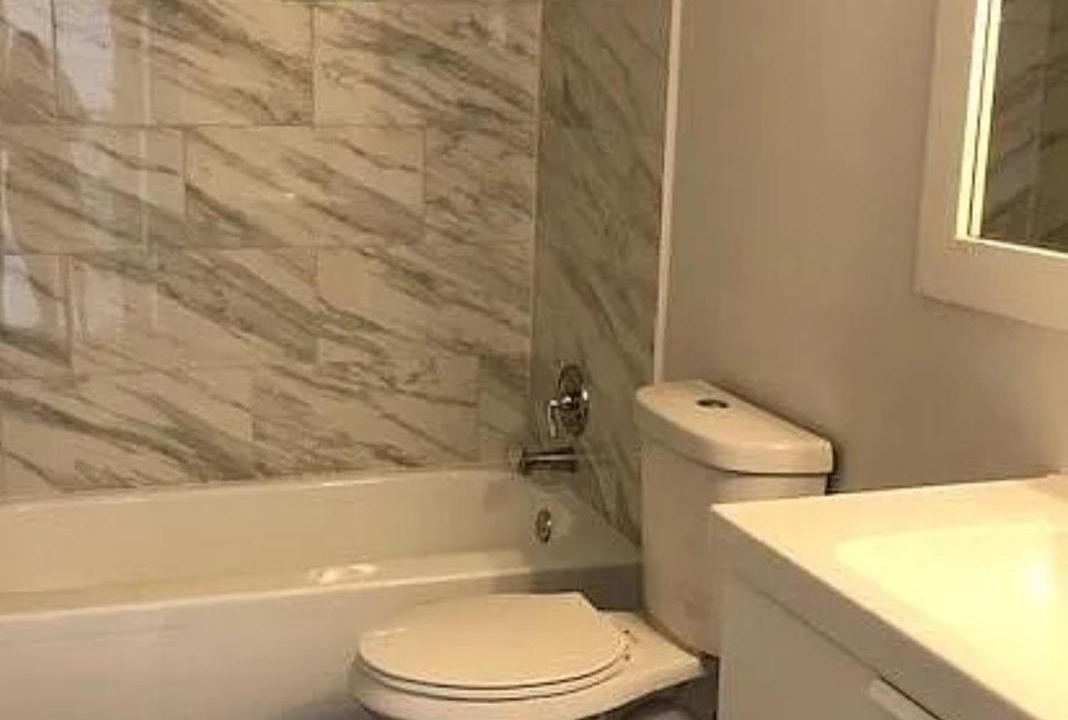 Photo of Bathroom in Little Havana