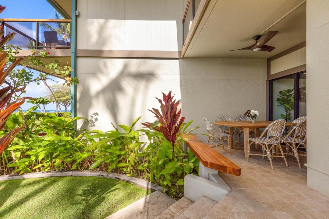 Photo of Others in Historic Lahaina Front Street