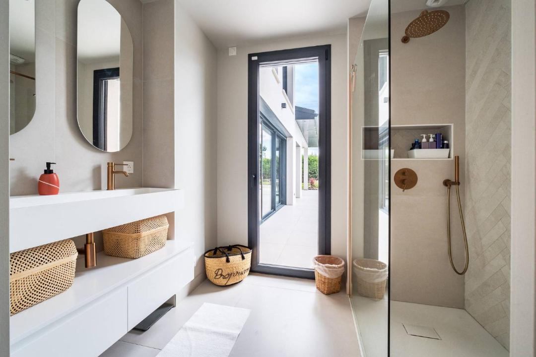 Photo of Bathroom in Sainte-Foy-d'Aigrefeuille