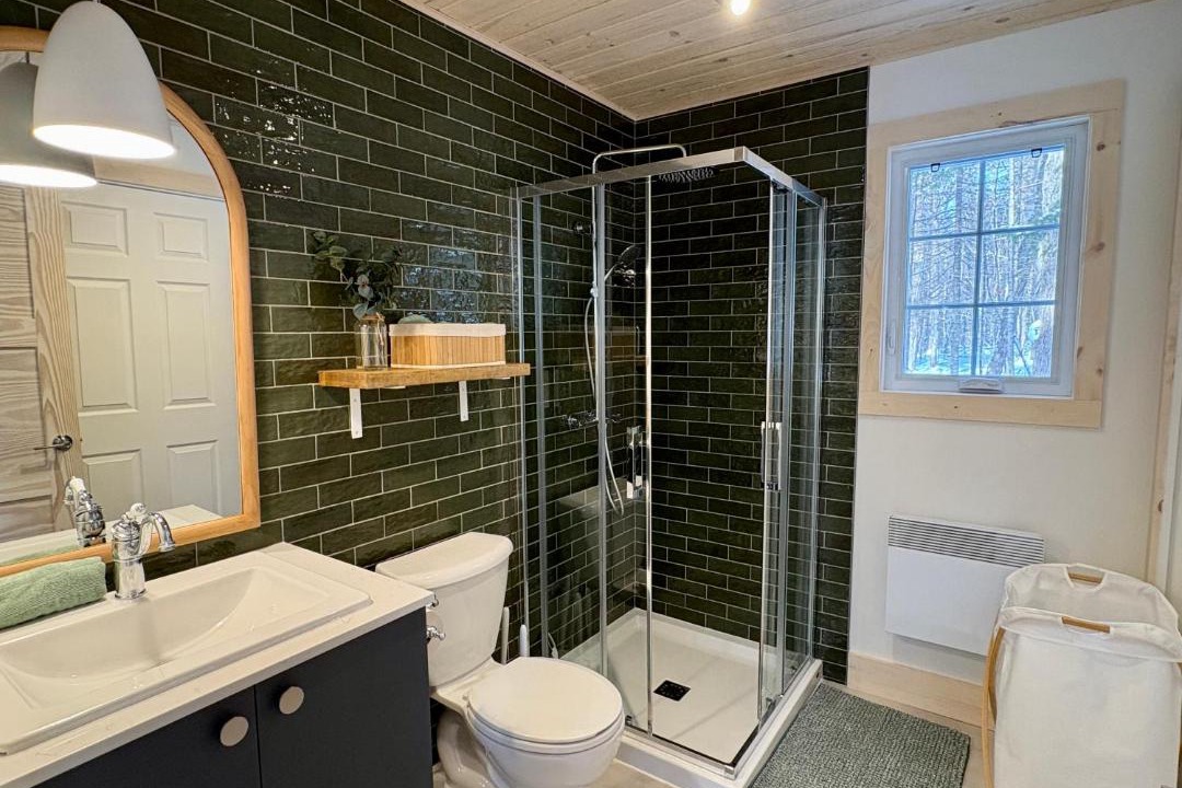 Photo of Bathroom in Beaulac-Garthby