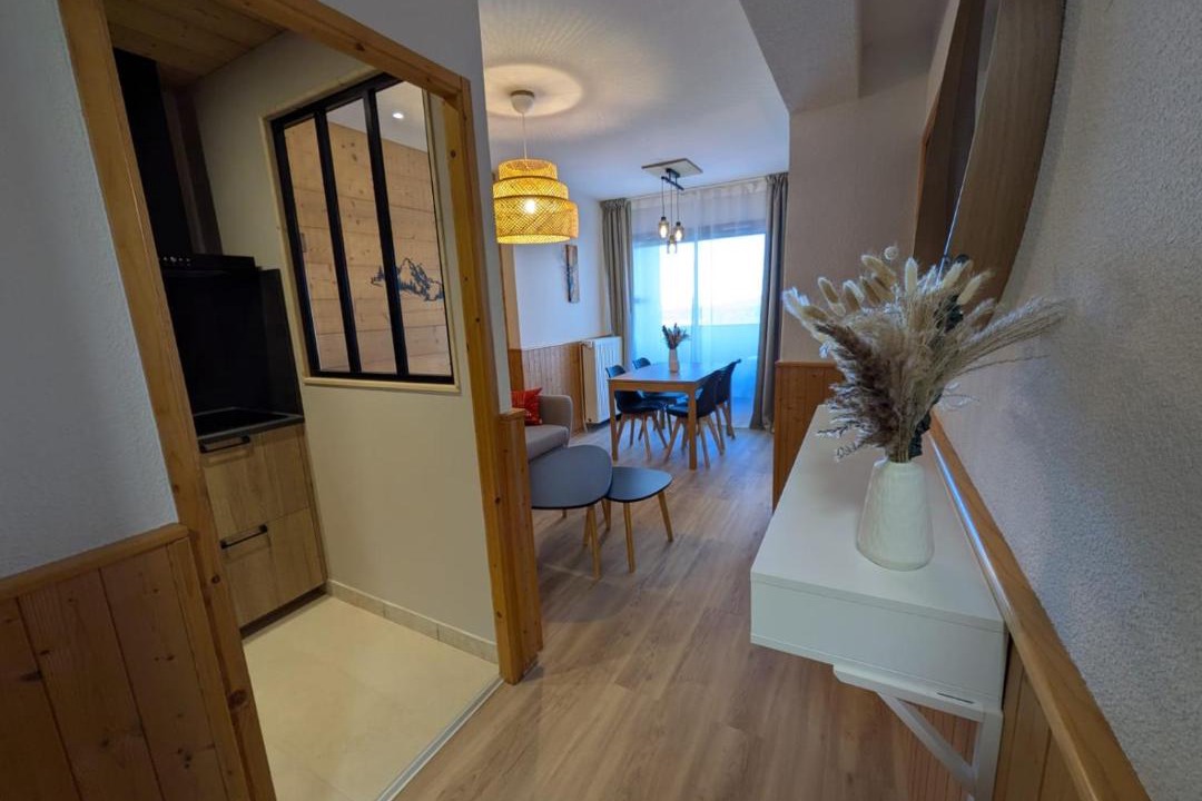 Photo of Others in Mijoux