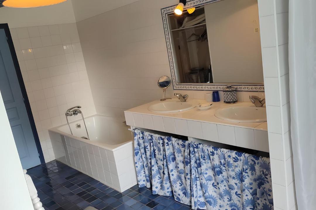 Photo of Others in Saint-Lormel