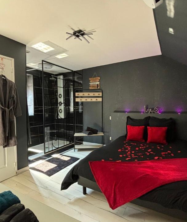 Photo of Others in Denain