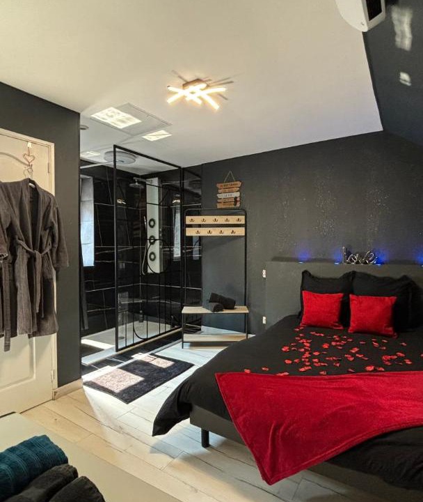 Photo of Others in Denain