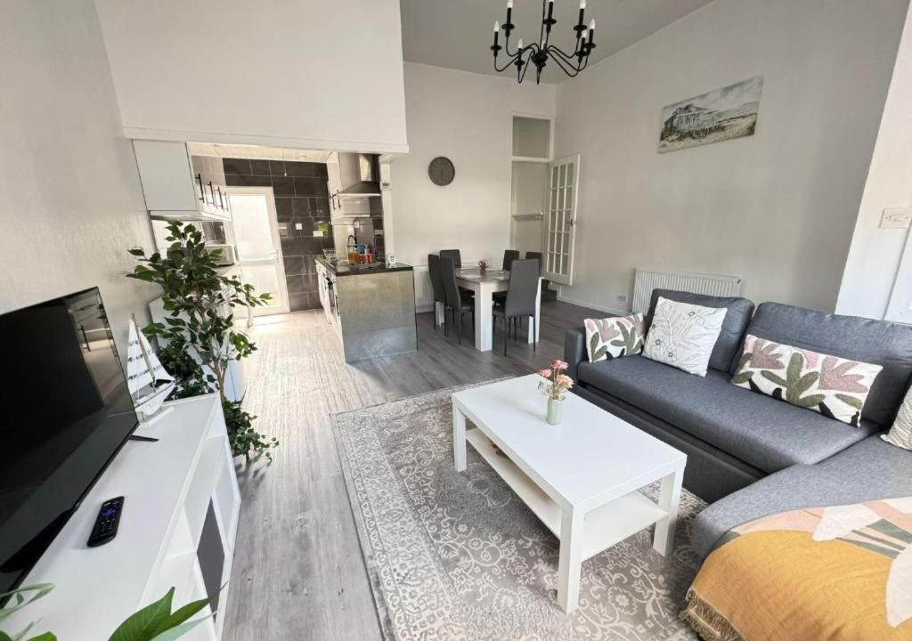 Photo of Livingroom in Joppa