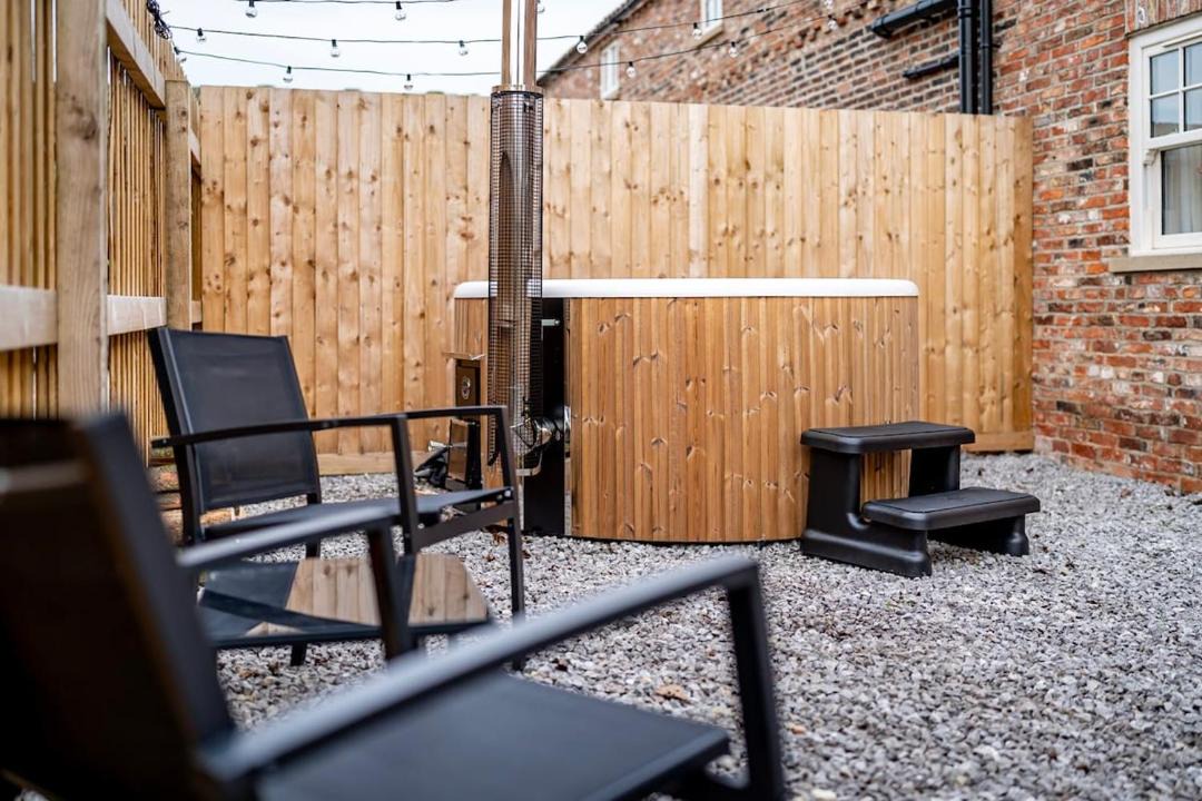 Photo of Others in Storwood