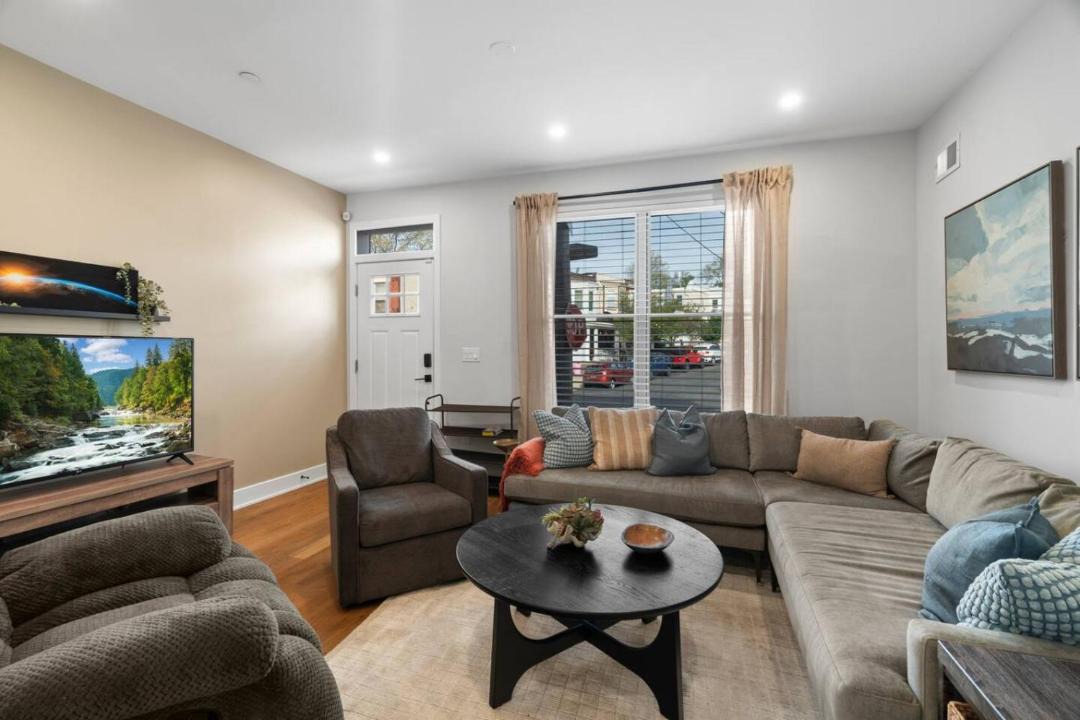 Photo of Others in East Falls