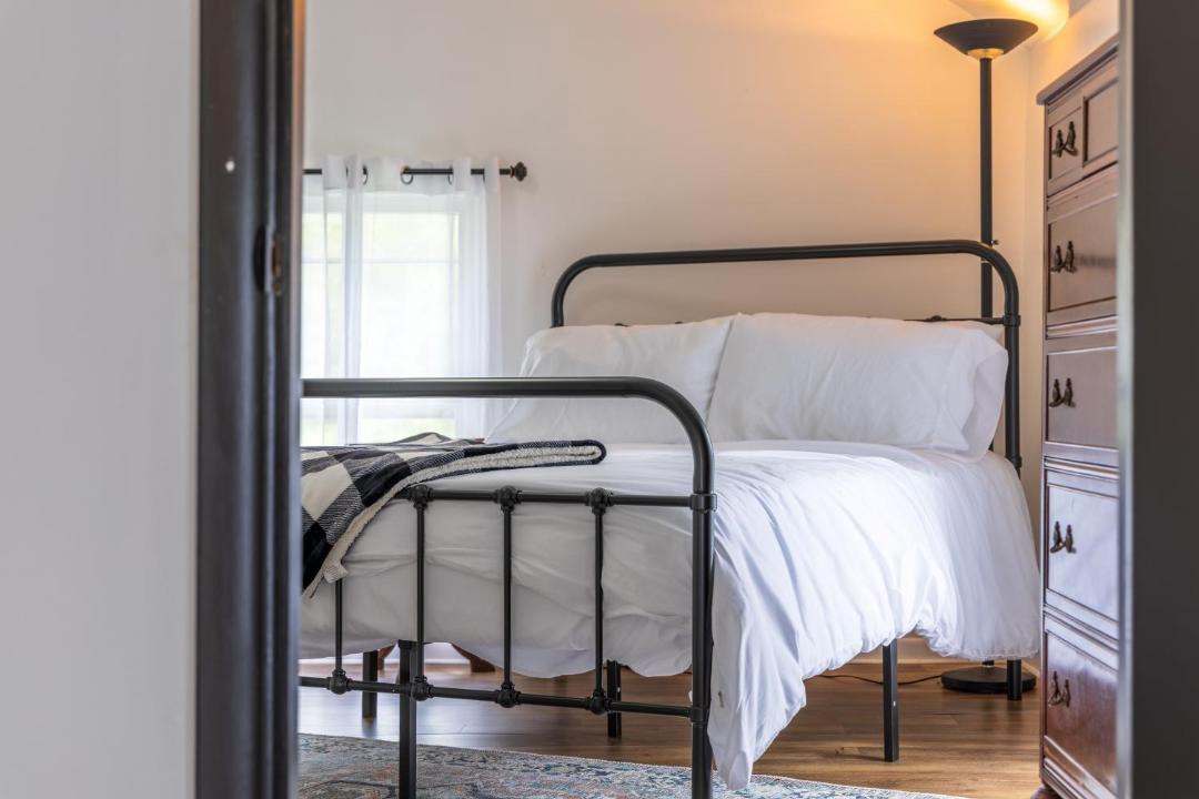 Photo of Bedroom in McArthur