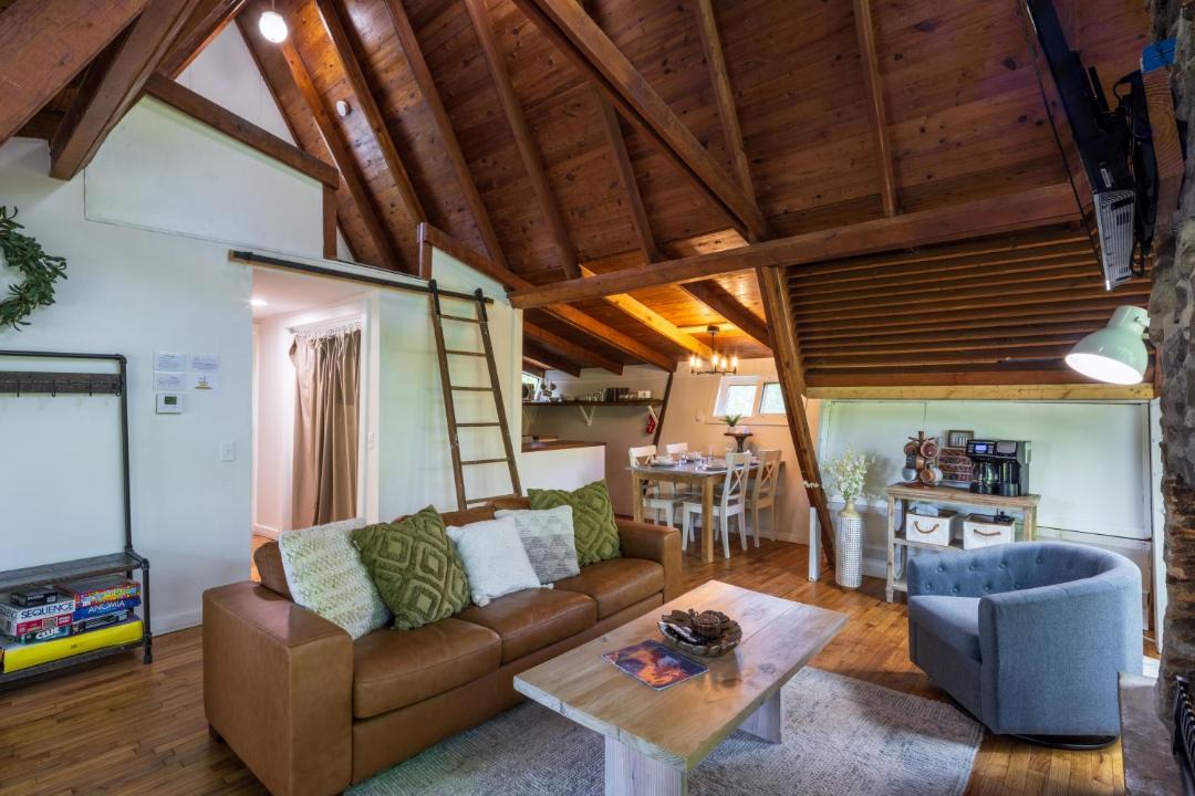 Photo of Others in Rockbridge