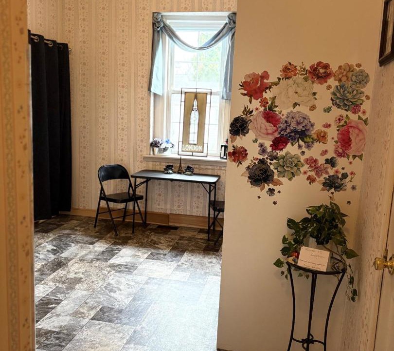 Photo of Others in Albion