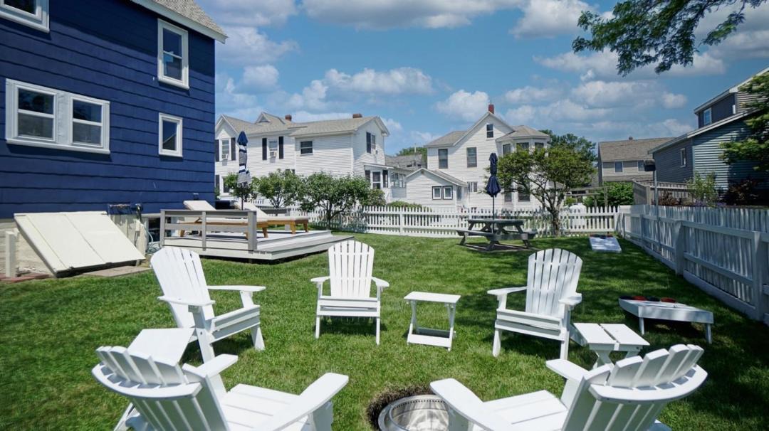 Photo of Others in Pine Point