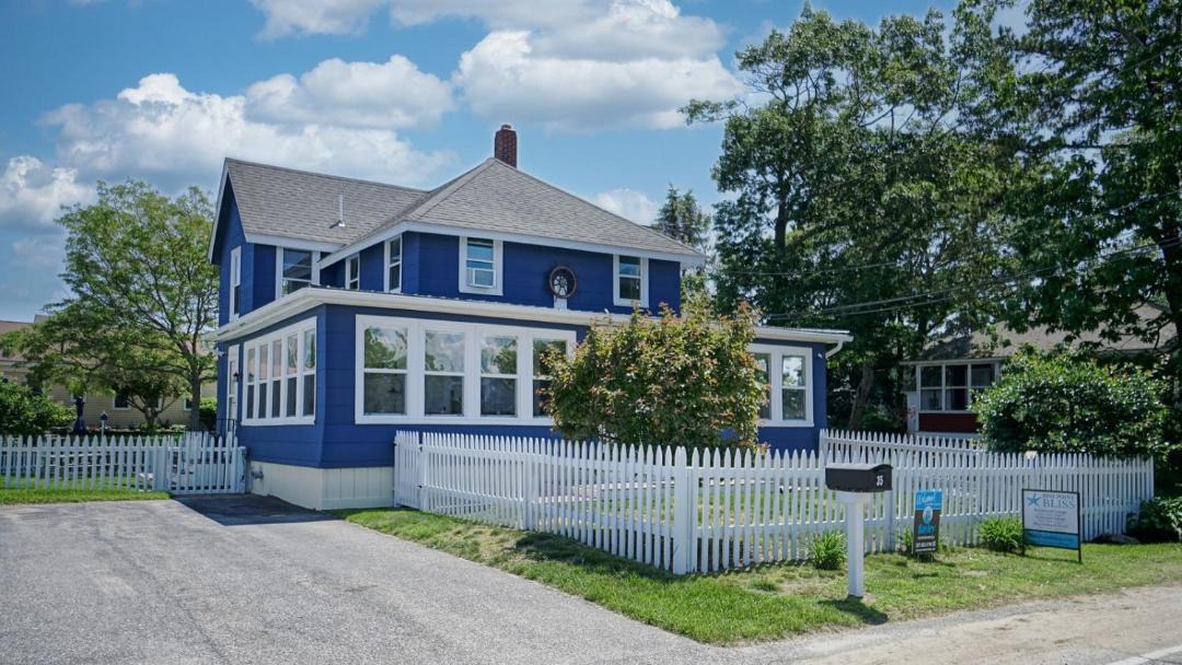 Photo of Others in Pine Point