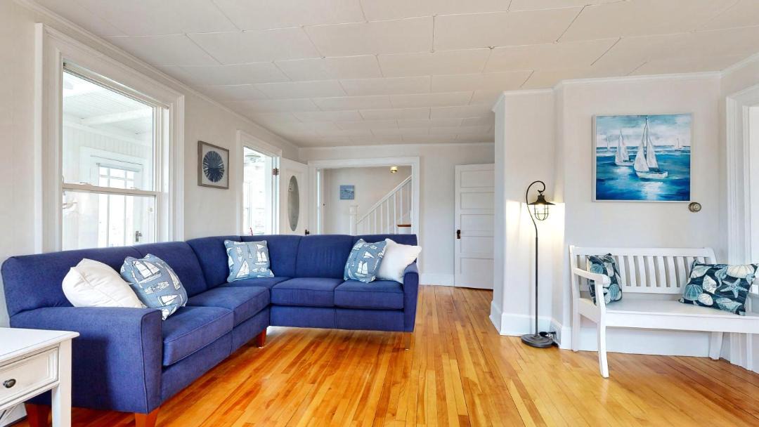 Photo of Others in Pine Point