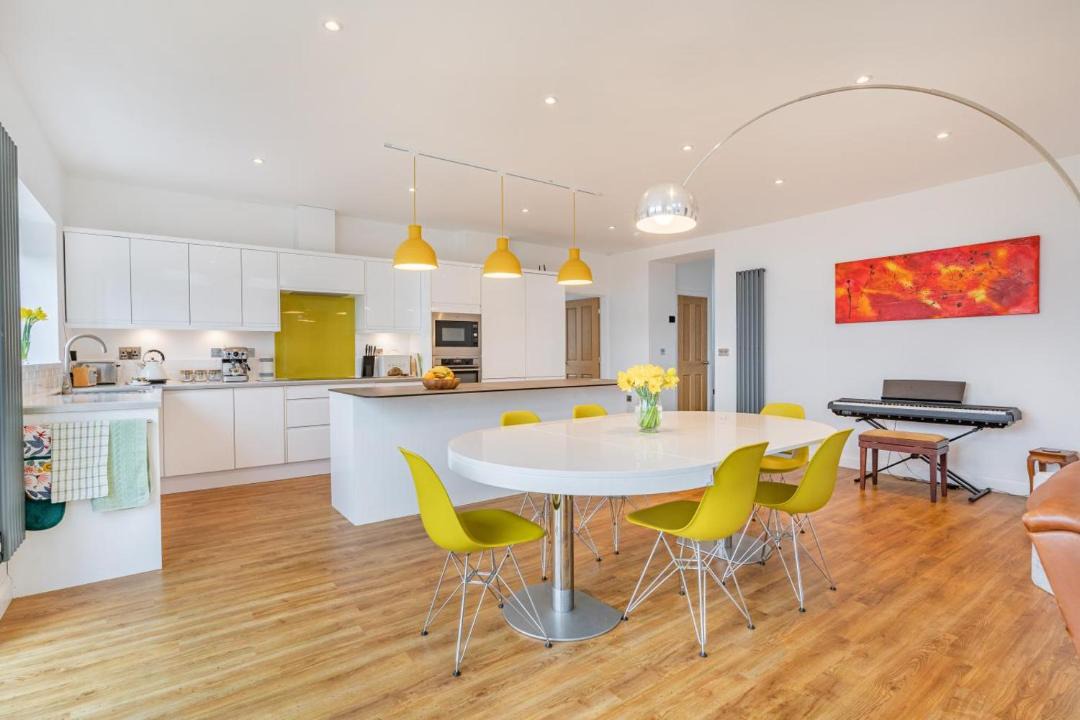 Photo of Others in Dunvant