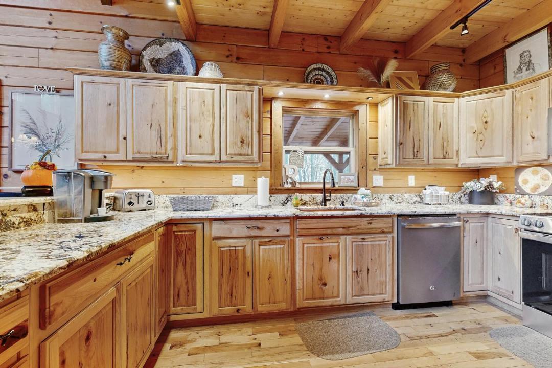 Photo of Kitchen in Maggie Valley