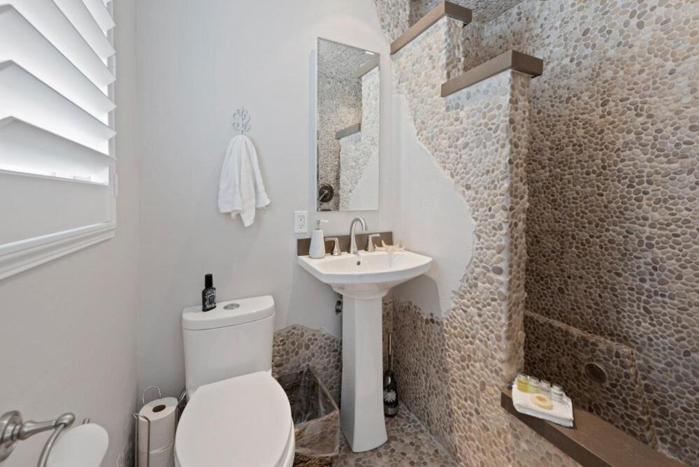 Photo of Bathroom in Del Cerro