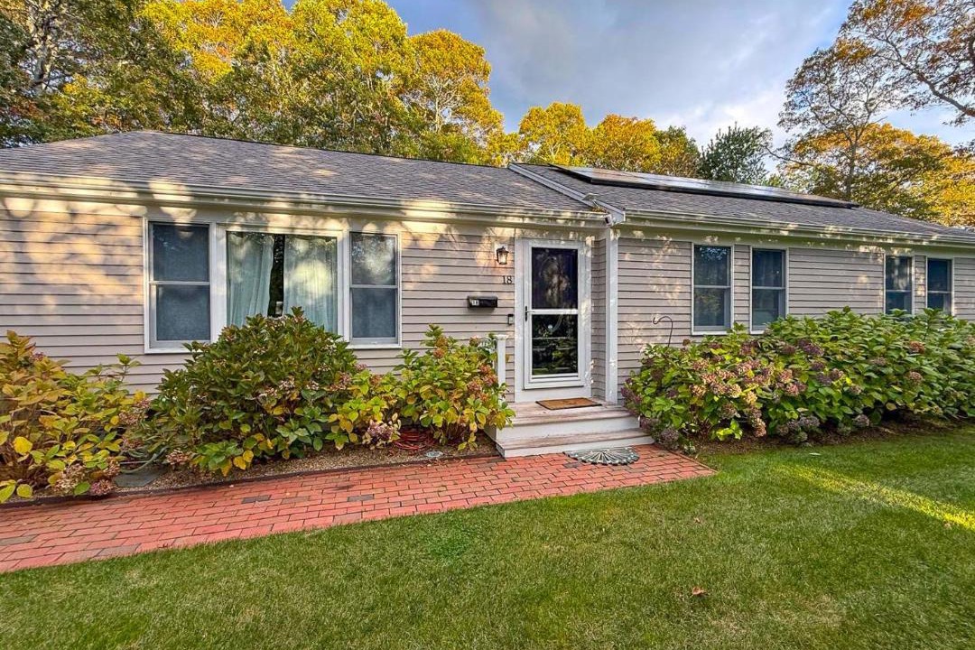 Photo of Others in West Hyannisport