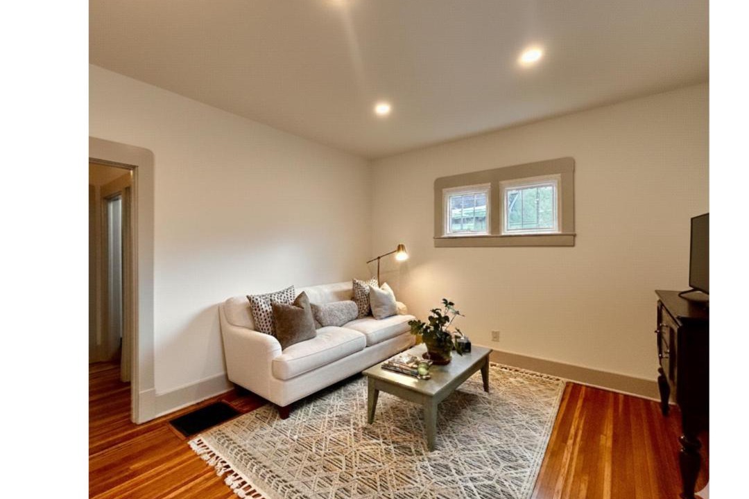 Photo of Others in Beechmont