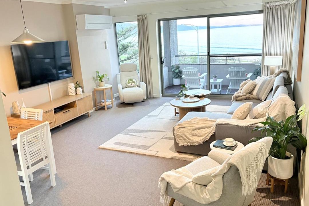 Photo of Others in Lorne