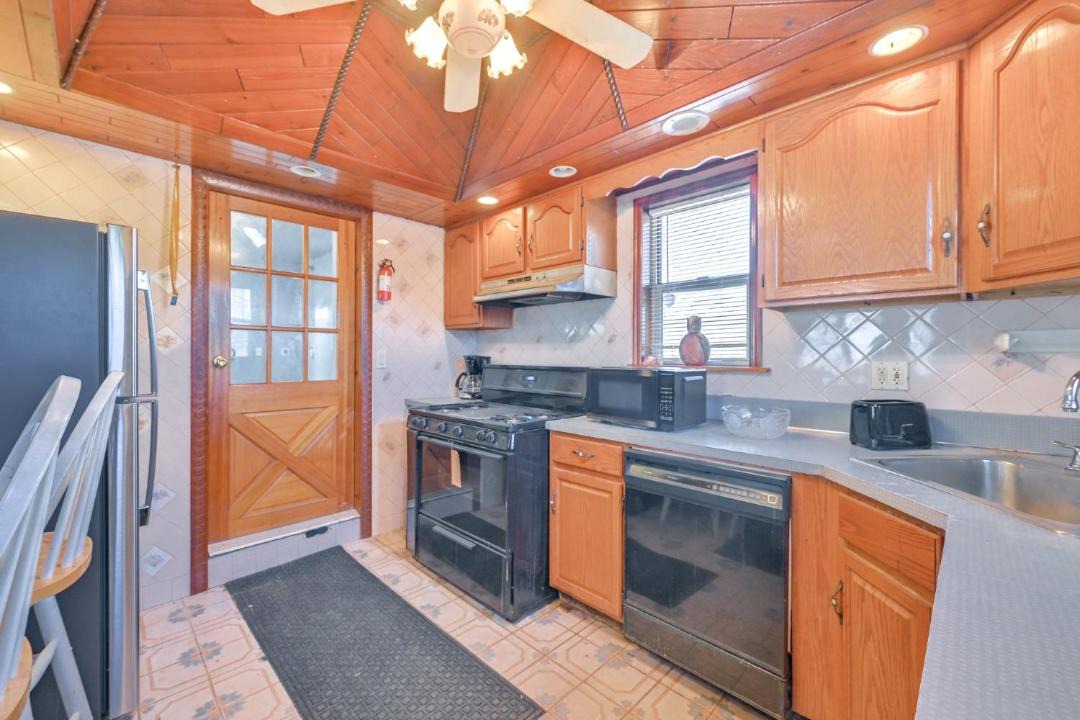 Photo of Others in West Babylon