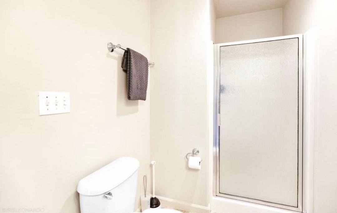 Photo of Bathroom in Aloha