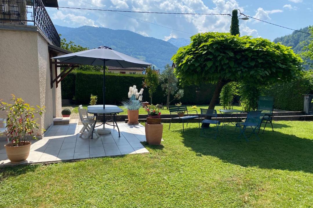 Photo of Others in Outrechaise