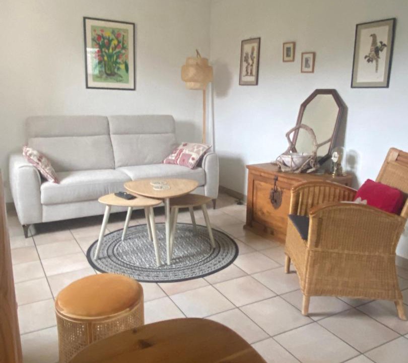 Photo of Others in Outrechaise