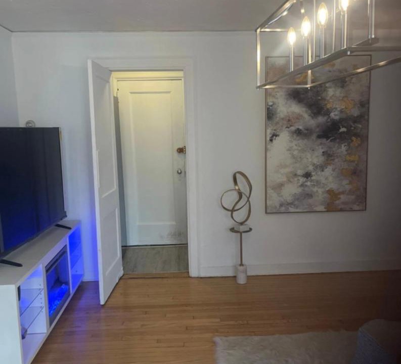 Photo of Others in Pelham