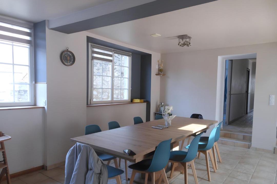 Photo of Others in Thesee