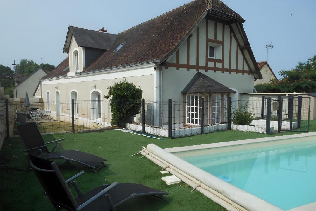 Photo of Others in Thesee