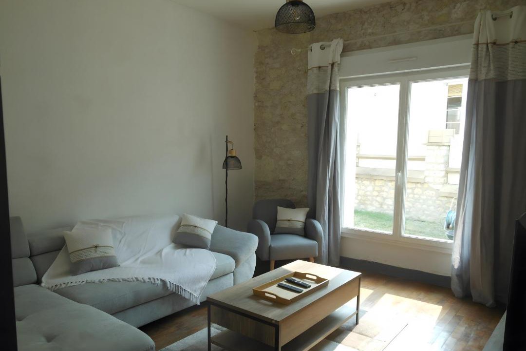 Photo of Others in Thesee