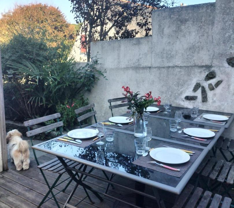 Photo of Others in Le Palais