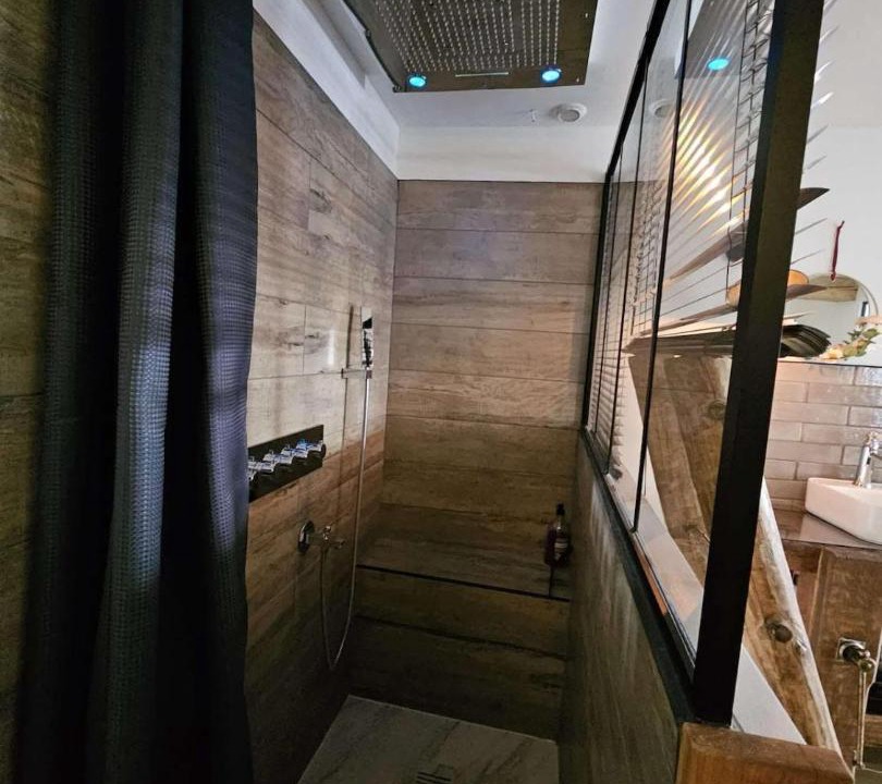 Photo of Others in Magnieu