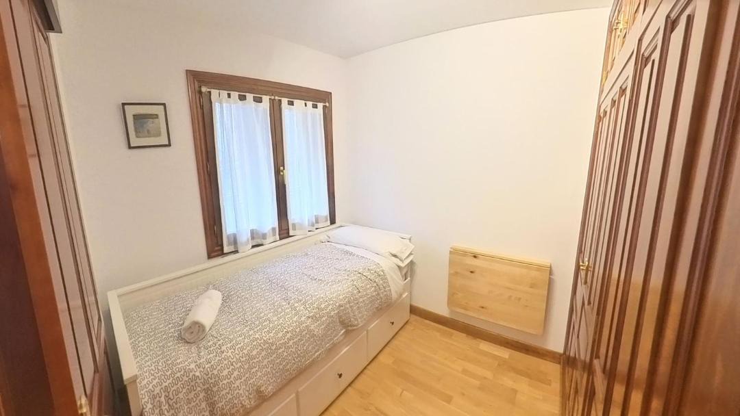 Photo of Bedroom in Escarrilla