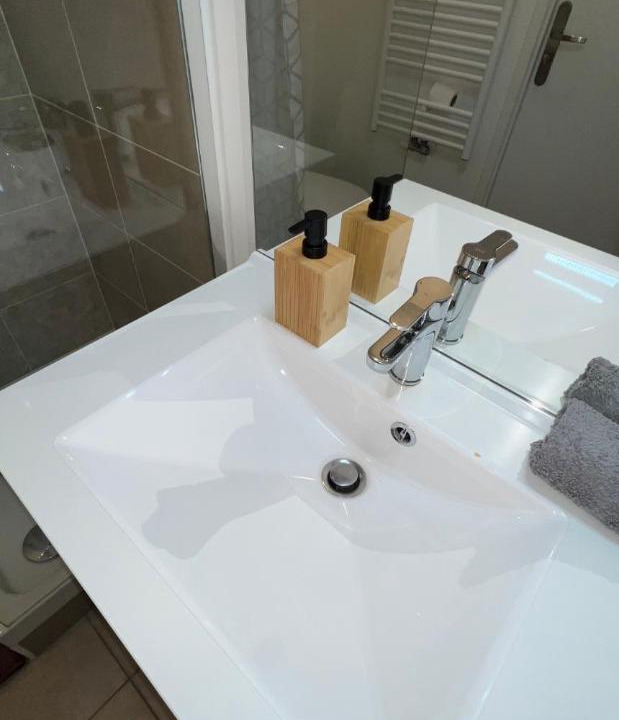 Photo of Bathroom in Villemomble