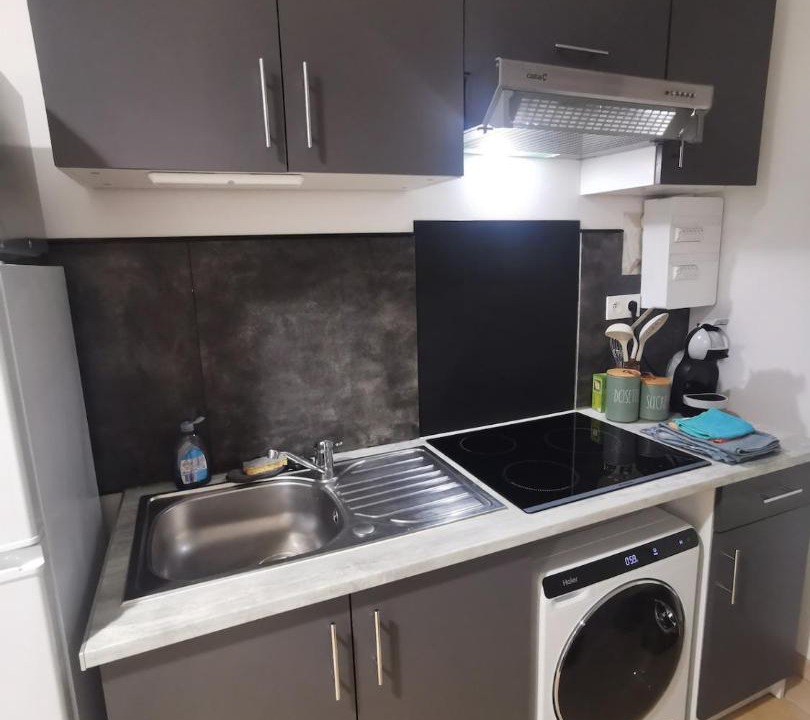 Photo of Kitchen in Montesquieu-des-Alberes