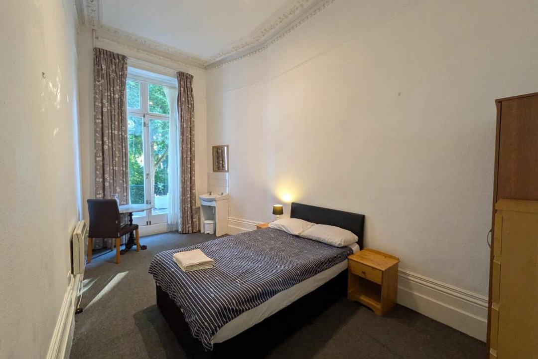 Photo of Bedroom in Courtfield