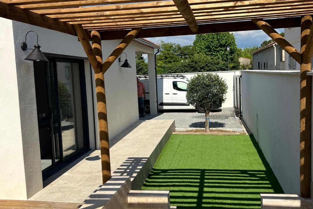 Photo of Others in Charleval