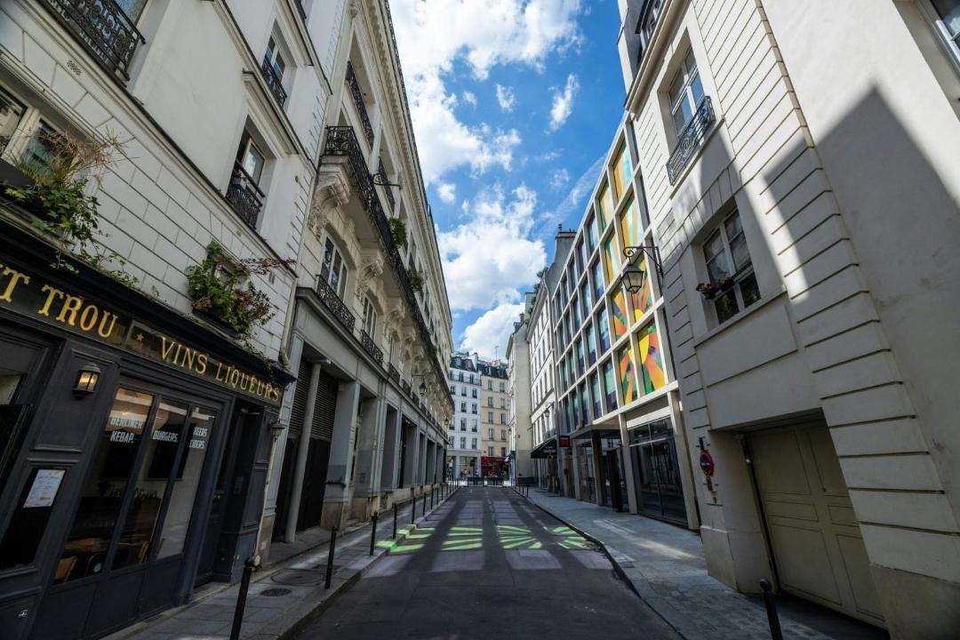 Photo of Buildings in 2nd Arrondissement
