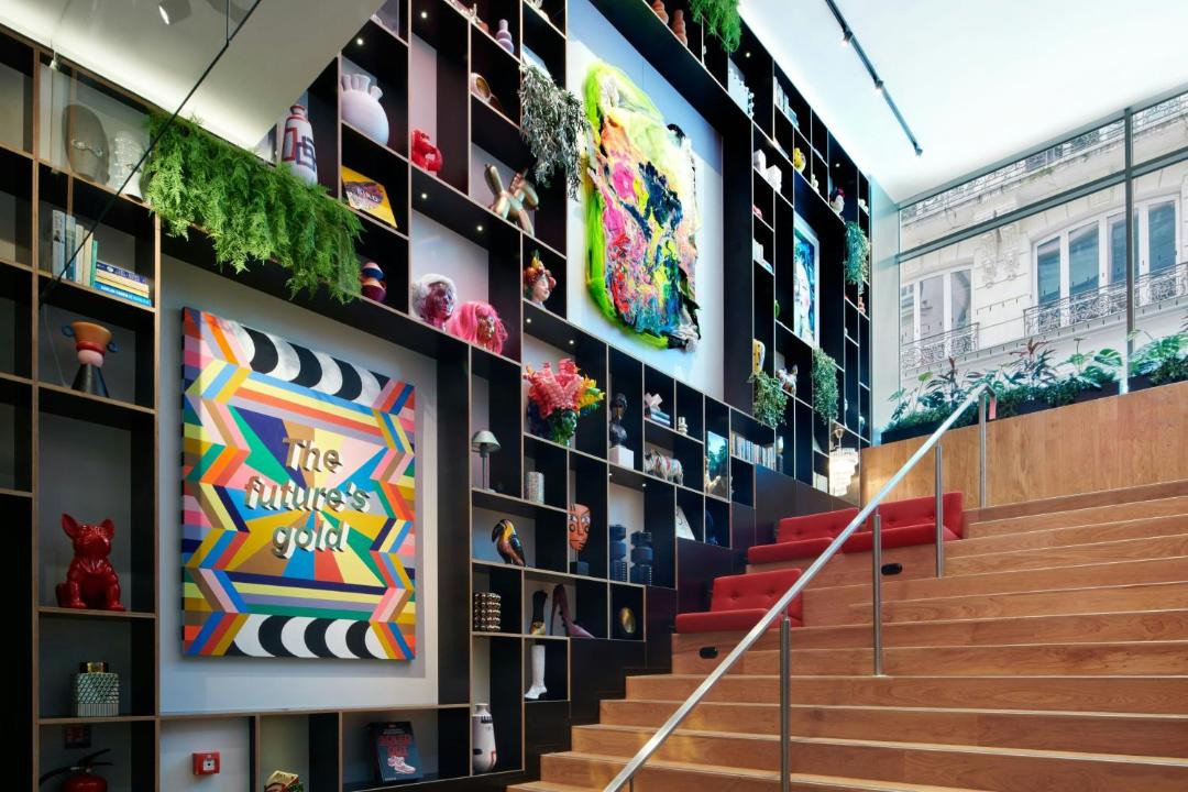 Photo of Others in 2nd Arrondissement